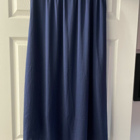 Chicos navy skirt- size 1. Front length is higher than back length. EUC. - Picture 2 of 6